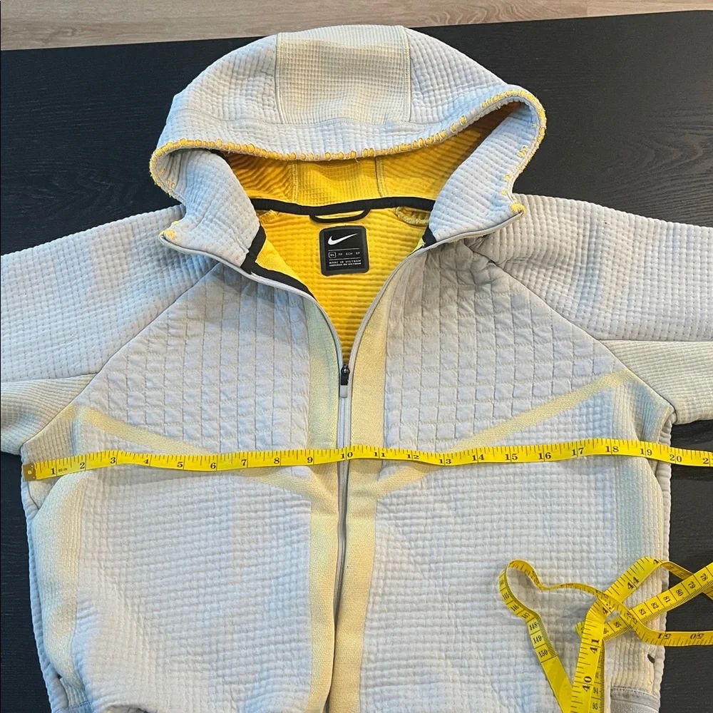 Nike jacket - Picture 6 of 9